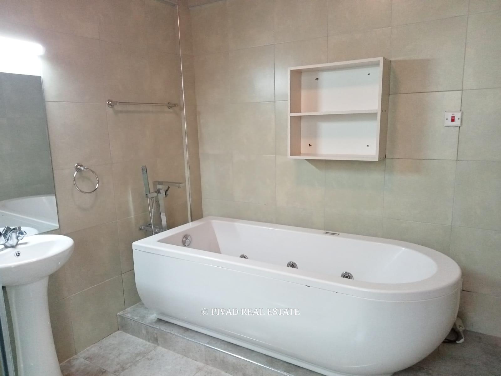 Newly built 4 bedroom Townhouse Available for rent in Spring Valley