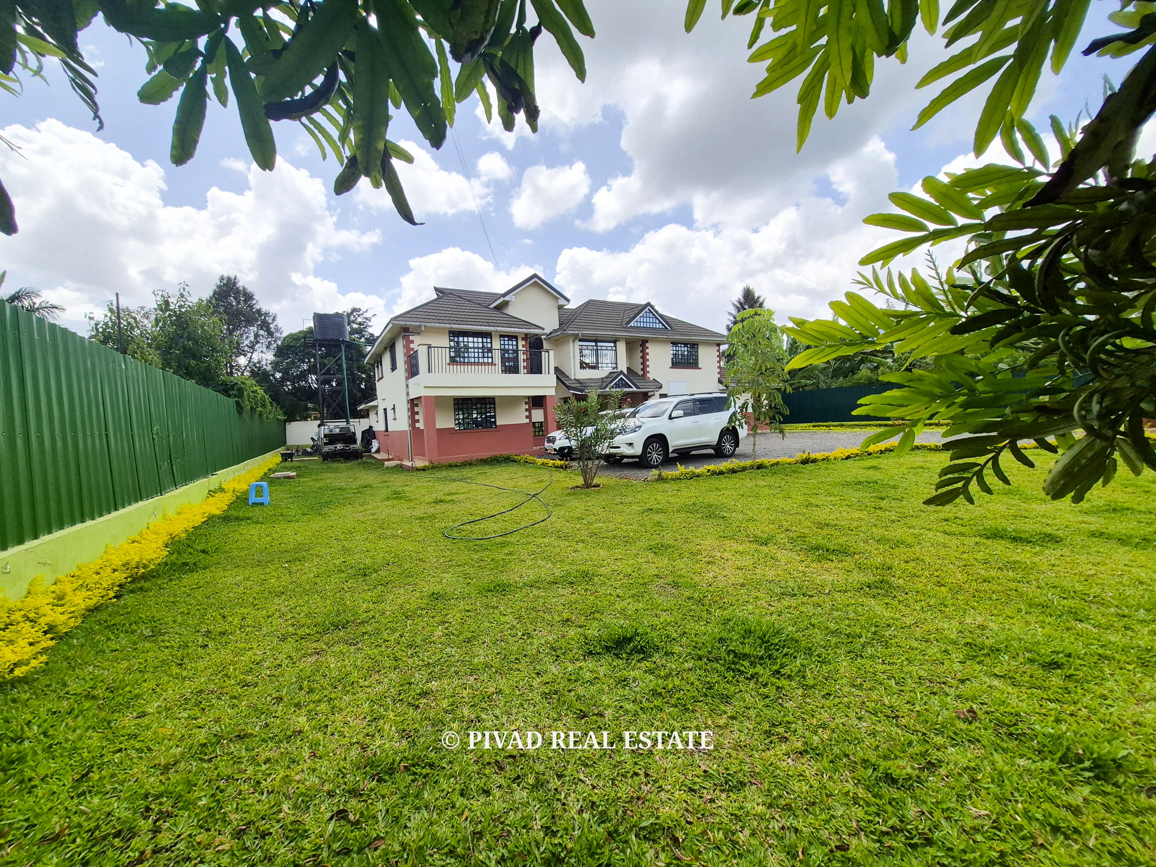 6 Bedroom House available for Sale in Garden Estate