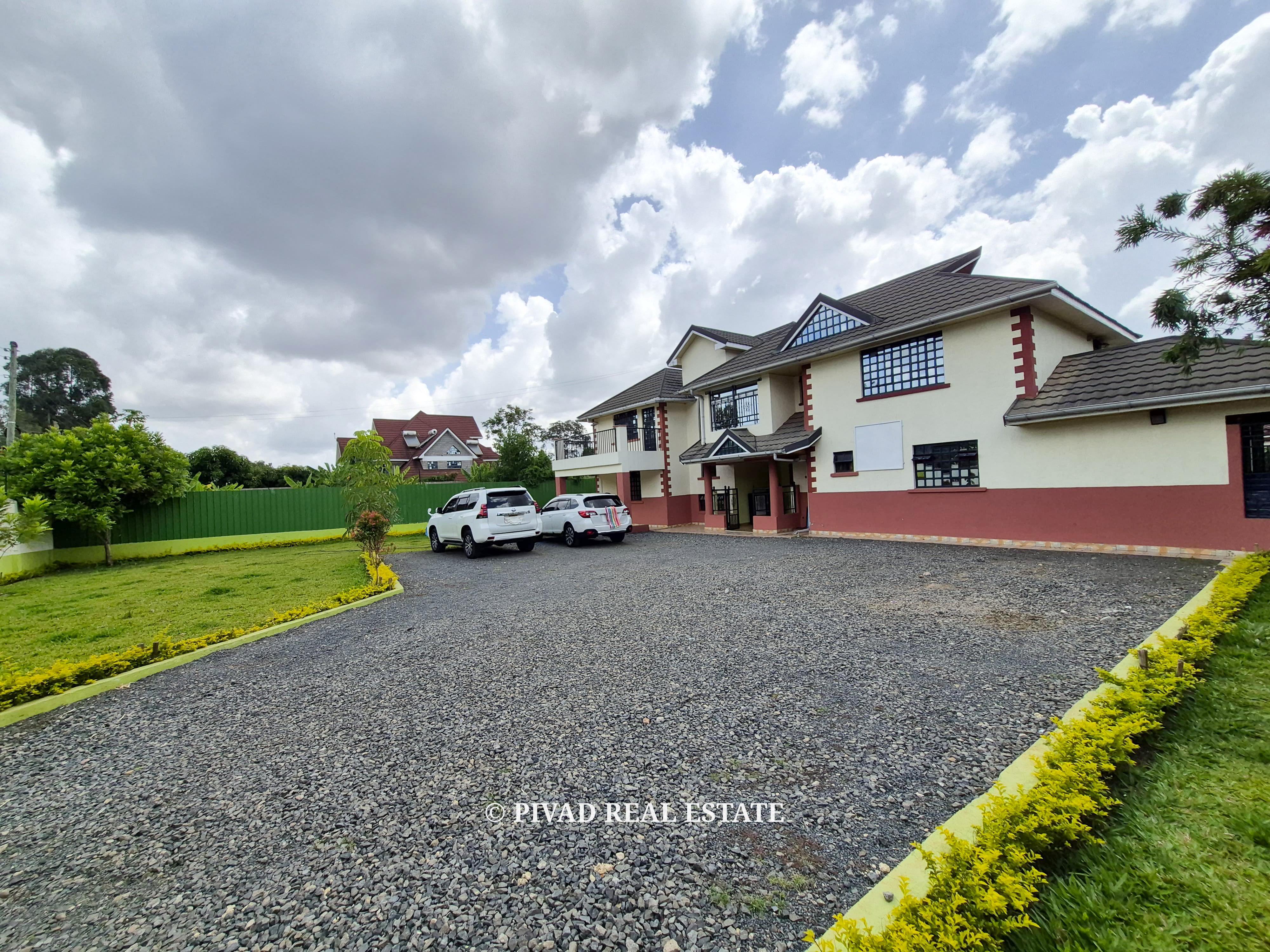 6 Bedroom House available for Sale in Garden Estate