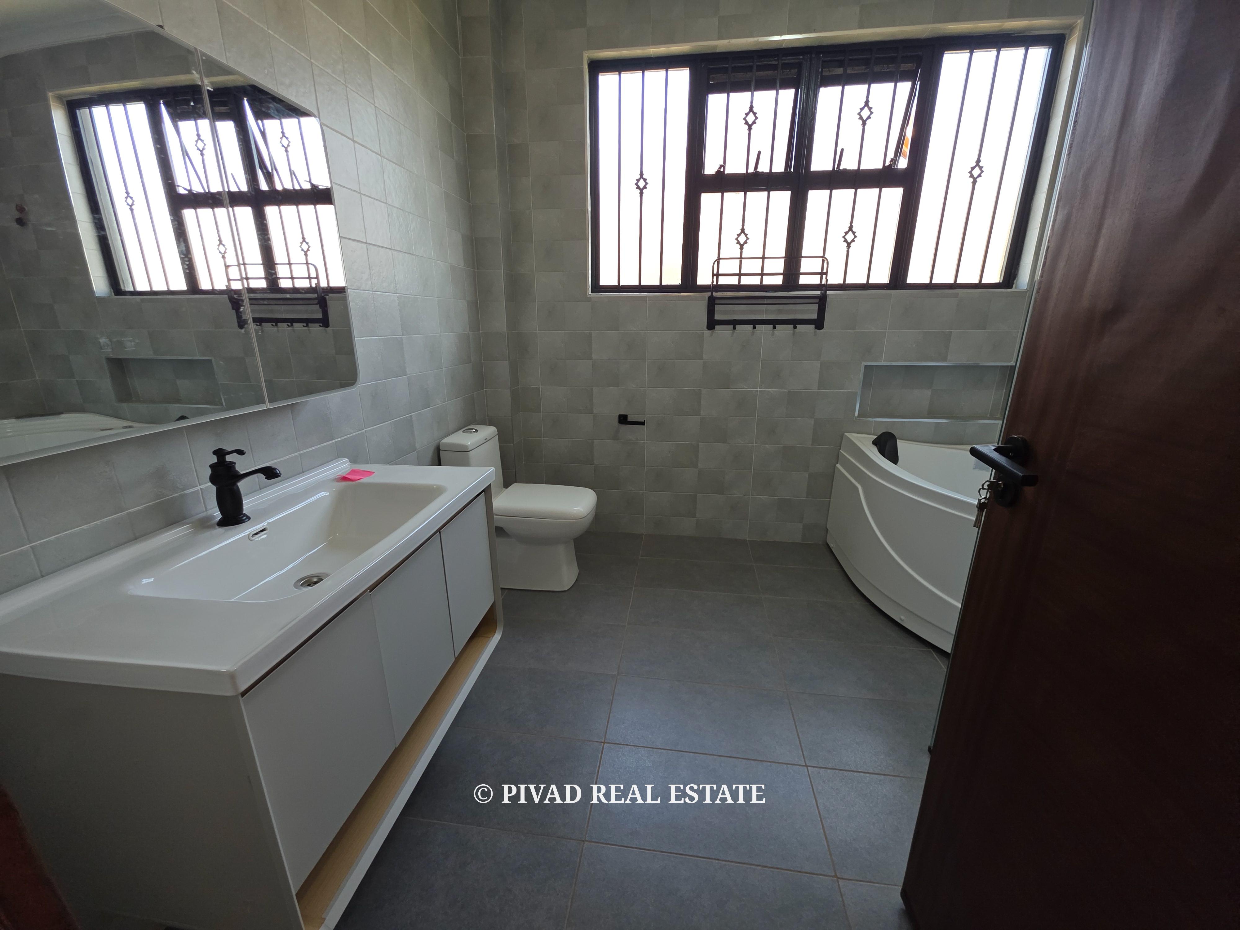 4 Bedroom Townhouse Available For Sale in Ruiru Daykio.