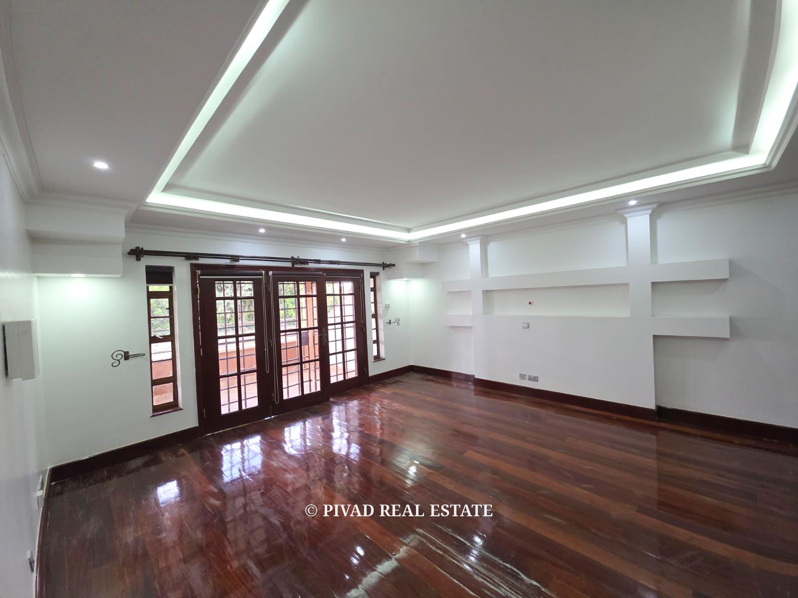 5 Bedroom House Available For Sale in Runda, Eliud Mathu Street