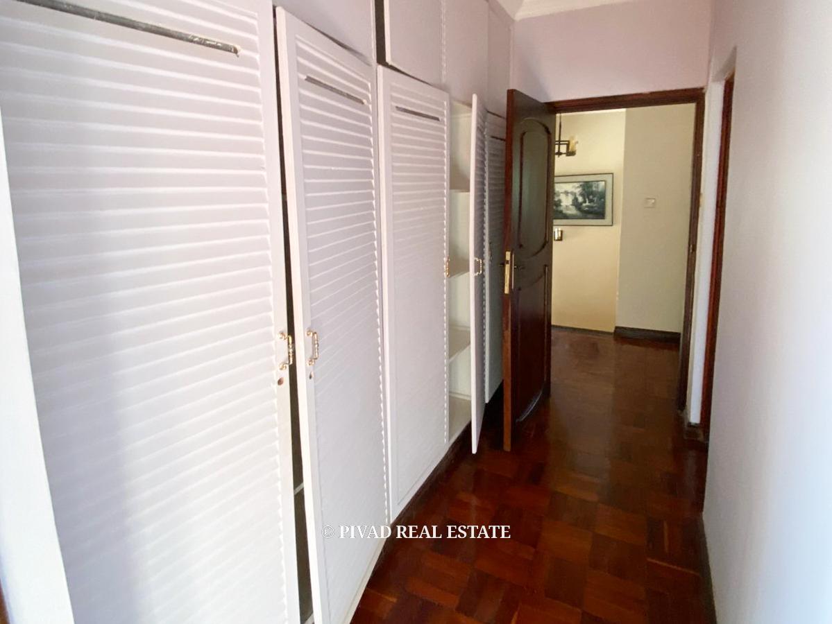 4 Bedroom House Available For Sale in Runda