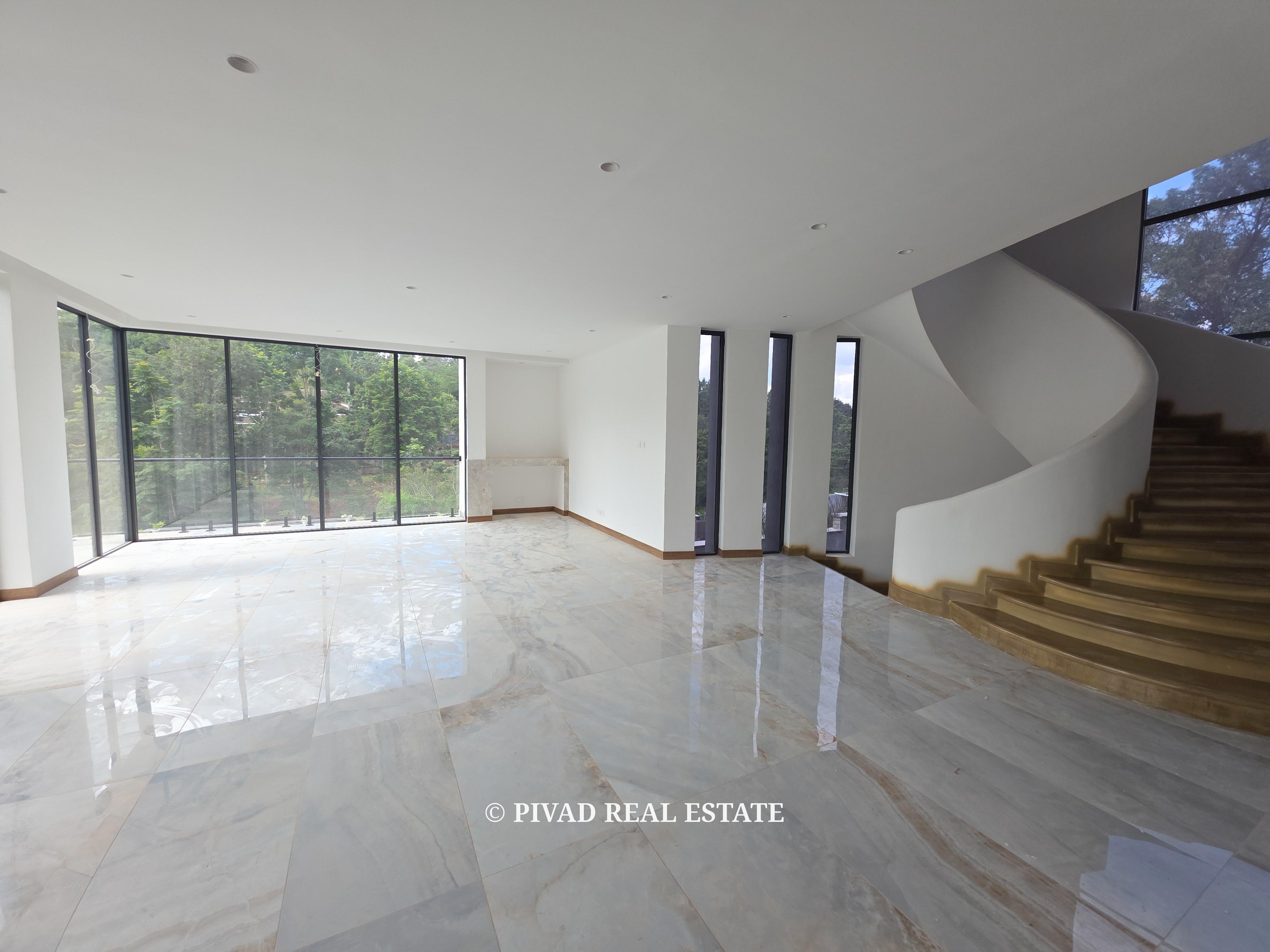 Newly built and Modern 5 Bedroom House for Sale in Nyari Estate