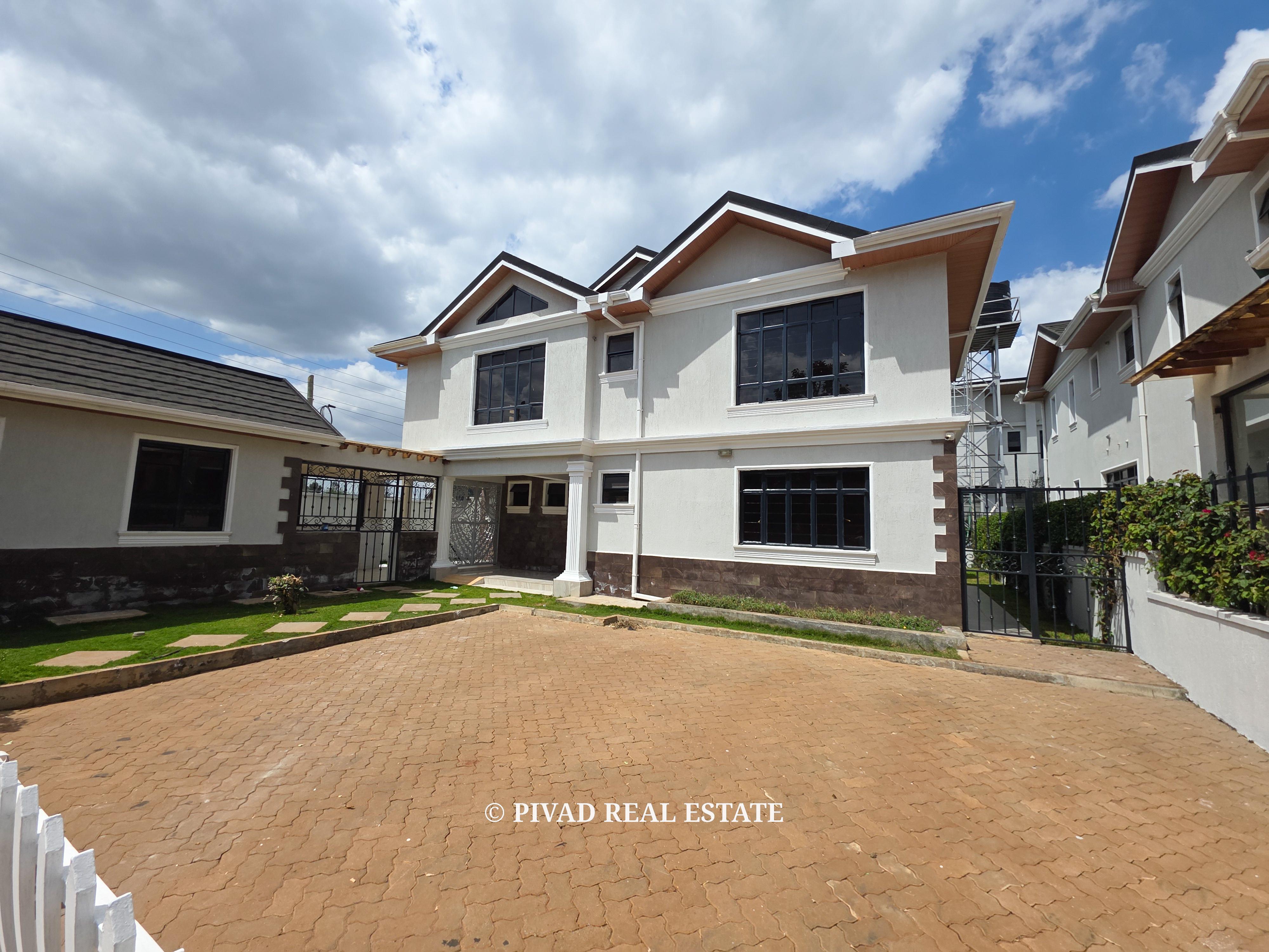 5 Bedroom Hose For Rent at Runda Paradise