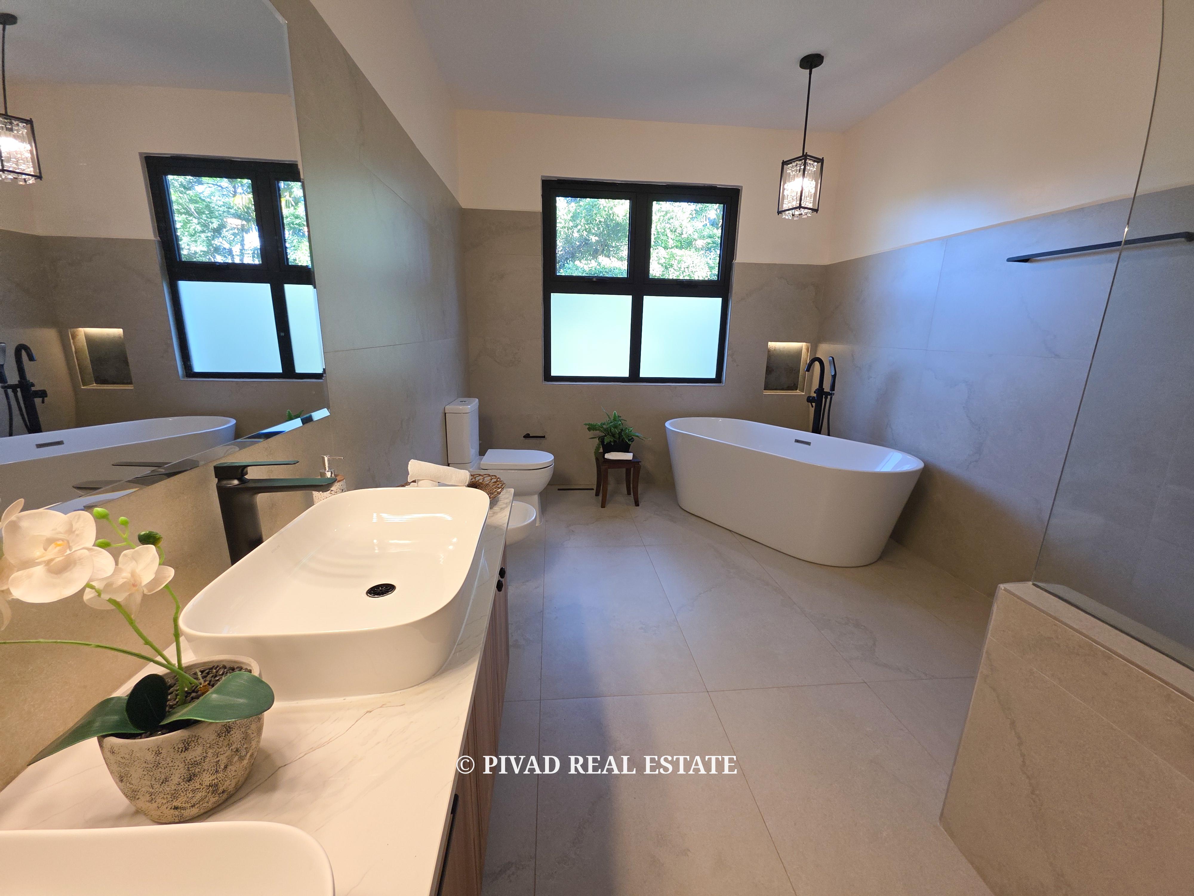 Newly built and Modern 5 bedroom house available for Sale in Runda