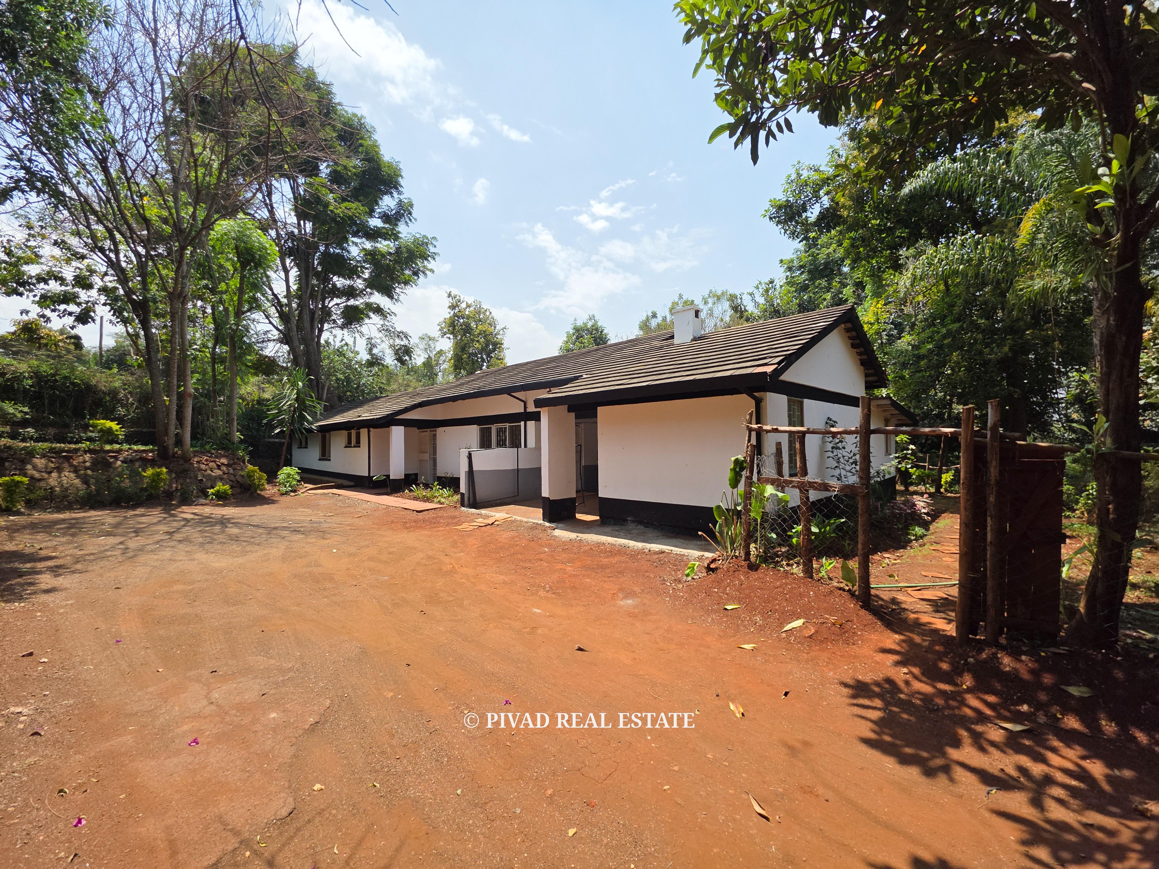 4 bedroom House (Bungalow) for Sale in Loresho Crescent