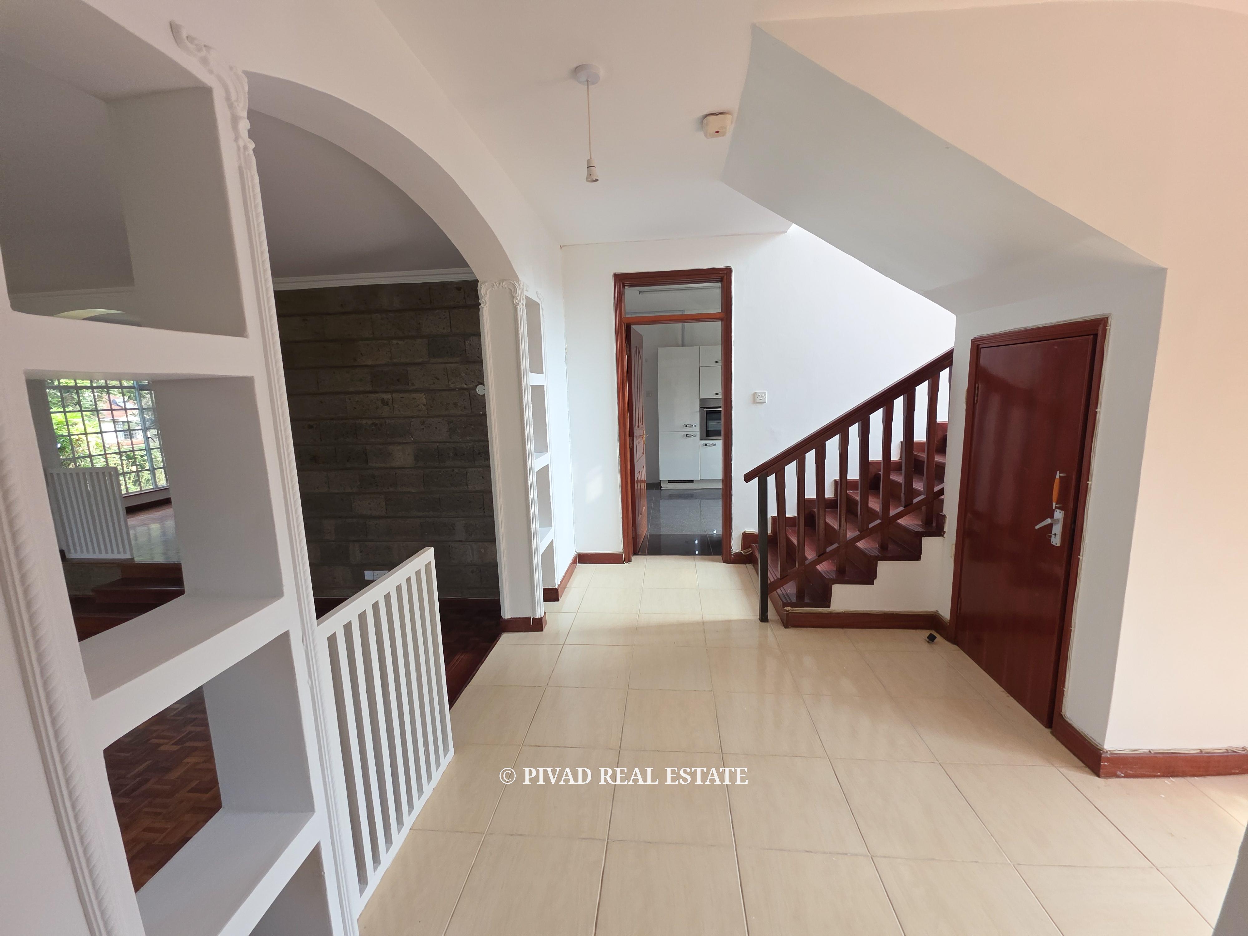4 bedroom townhouse available for Sale in Rosslyn estate
