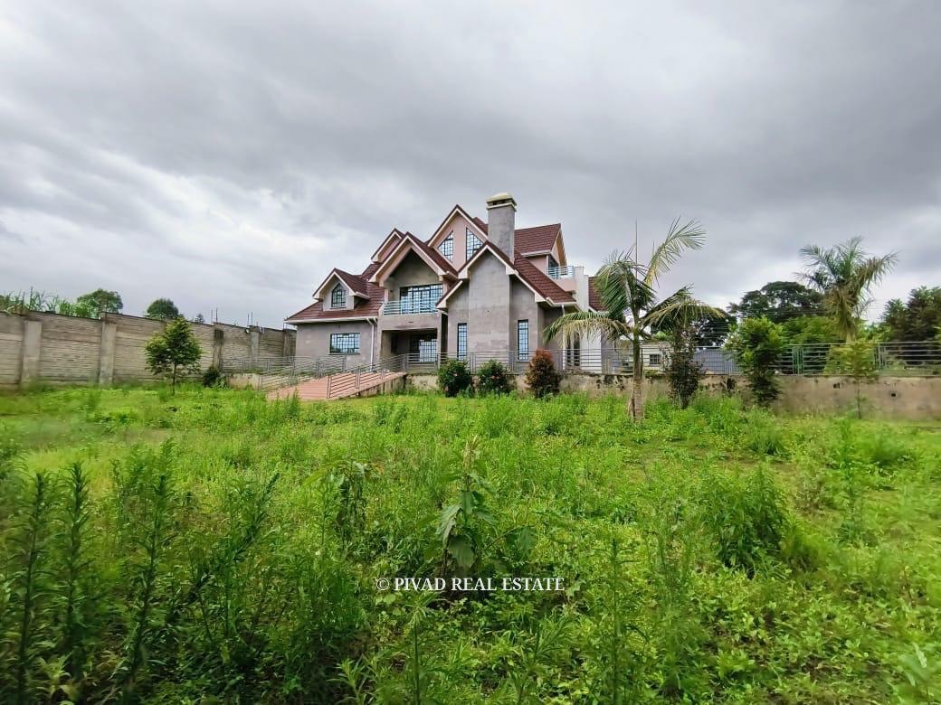 6 Bedroom Available for Sale in Cianda Kiambu